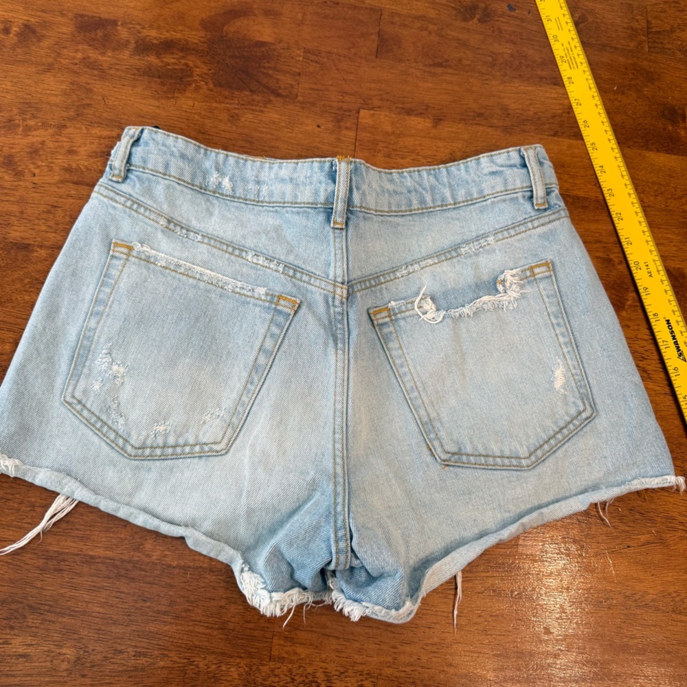 Zara Distressed Light Blue Denim Shorts size 8 100% cotton - Picture 5 of 9